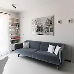 Italianway Easy - Poma 61 B Milán