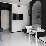 Italianway Easy - Poma 61 B * Milán